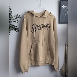 Mitchell & Ness Lakers Hoodie for men. Size Medium for Men NWT.